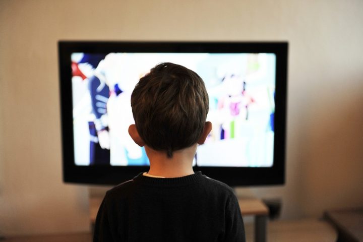 Kid Watching TV 720×480