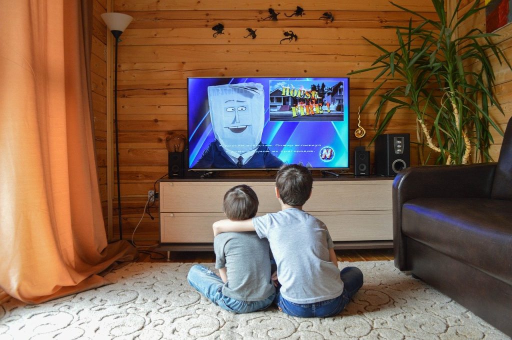 Kids Watching TV 1024×681